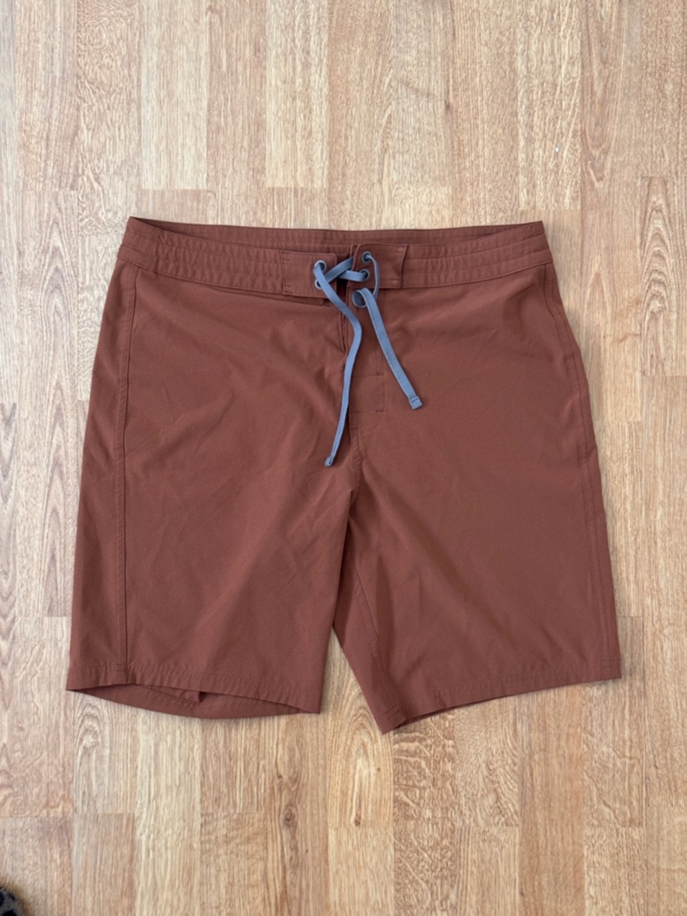 Prana Men's Rust Brown Swim Board Shorts with Gray Drawstring